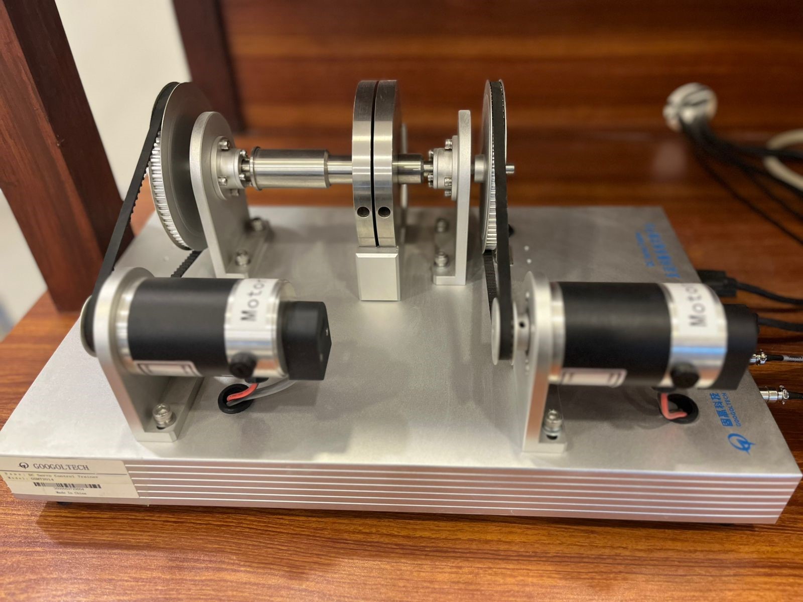 Electronic Lab Image 3