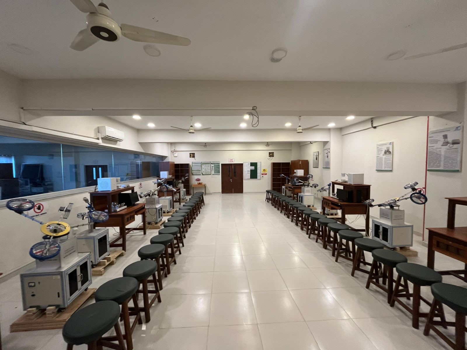 Electronic Lab Image 6