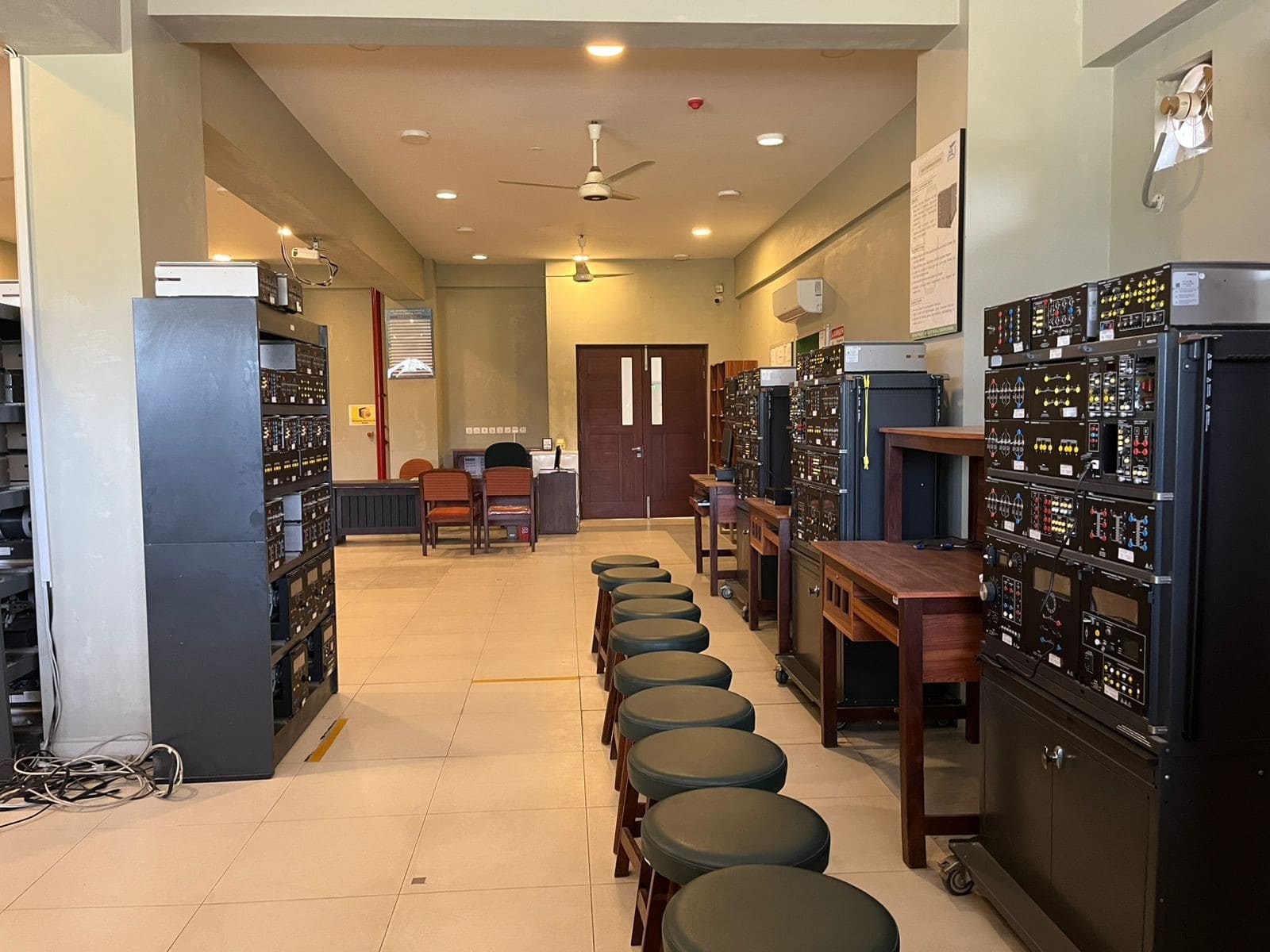 Electronic Lab Image 6