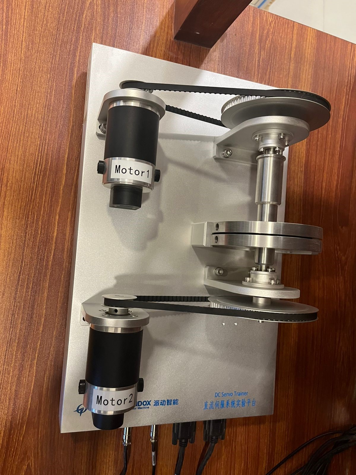 Electronic Lab Image 2